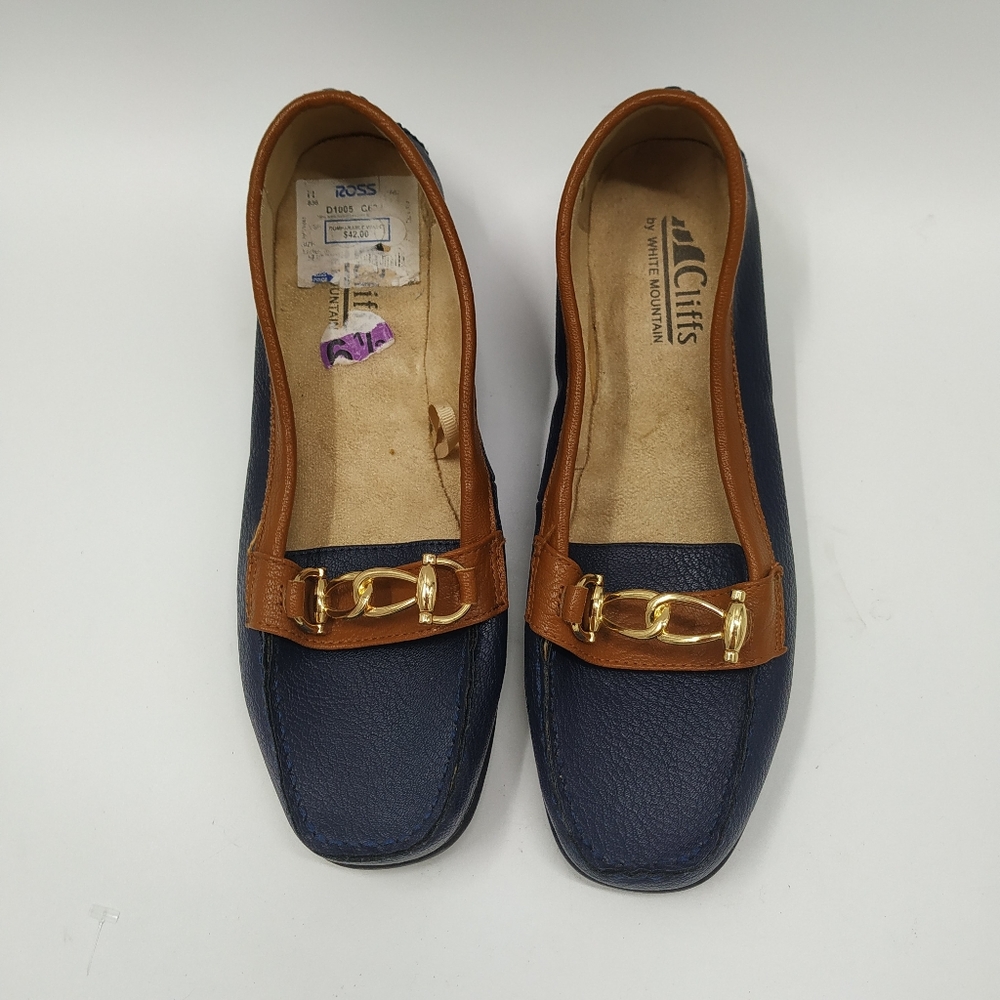 CLIFFS BY WHITE MOUNTAIN Women's Navy  Shoes Glowing Loafer size 6M Preown